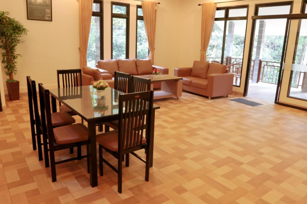 Safari Resort Puncak Eksteriør bilde